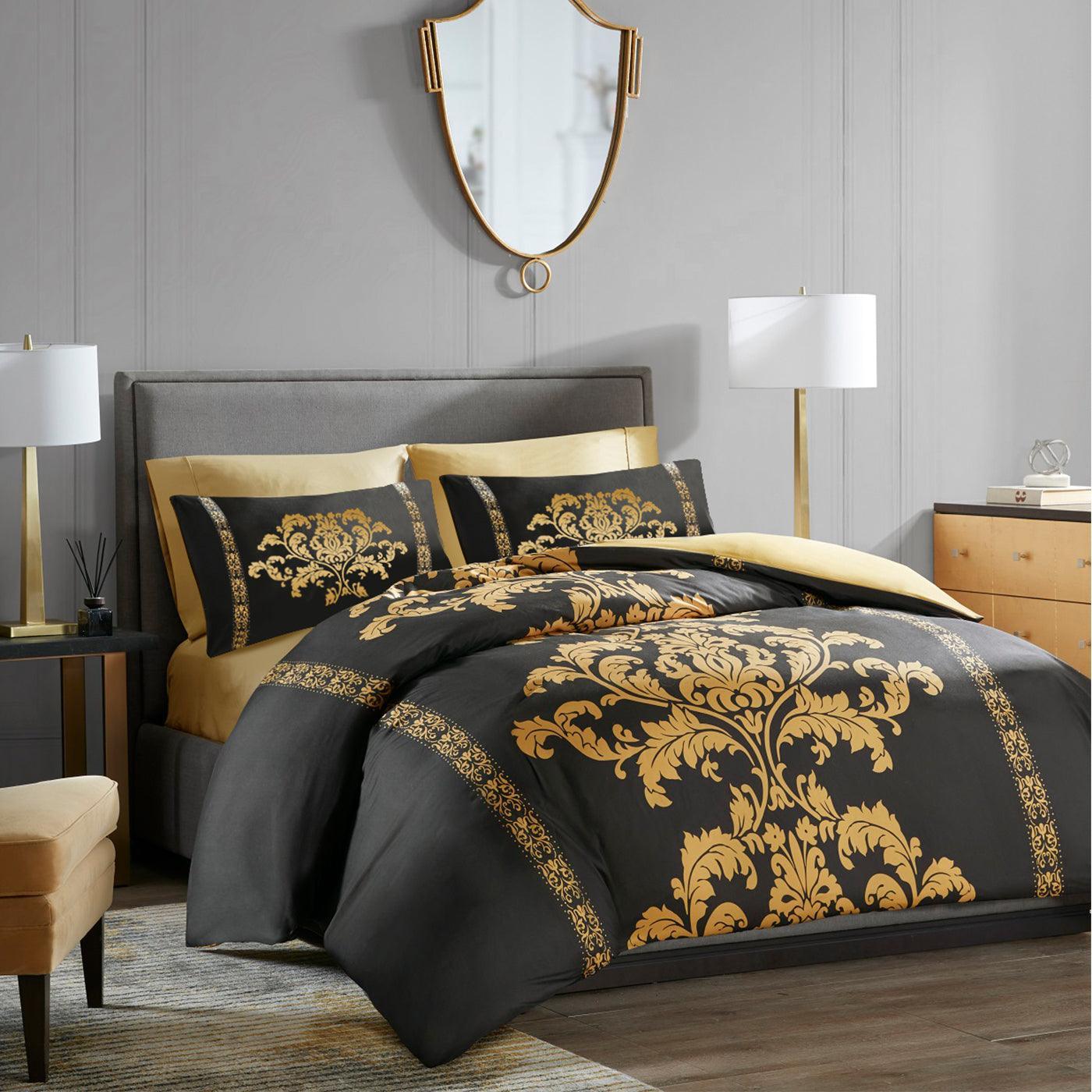 Lazzaro Duvet Cover Set-Damask (Black and Gold) - Pamposh